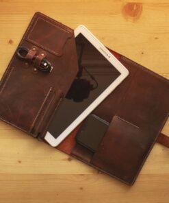 Tilla Leather Craft - Tetsuya – Tilla Leather Craft [Hakiki Crazy Horse Deri, 10 inç, El Yapımı] Tablet & Defter Kılıfı | Hakiki Deri El Yapımı Ajanda, Aksesuar, Erkek, Genel, Kadın