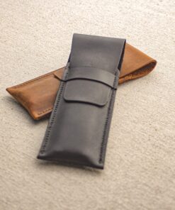 Tilla Leather Craft - Akio – Tilla Leather Craft [Hakiki Crazy Horse Deri Kalemlik, El Yapımı, Özelleştirilebilir] Kalemlik | Hakiki Deri El Yapımı Erkek, Genel, Kadın, Kalemlik