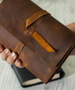 Tilla Leather Craft - Ren – Tilla Leather Craft [Hakiki Crazy Horse Deri, Kişiselleştirilebilir El Yapımı] Kitap Kılıfı | Hakiki Deri El Yapımı Ajanda, Aksesuar, Genel