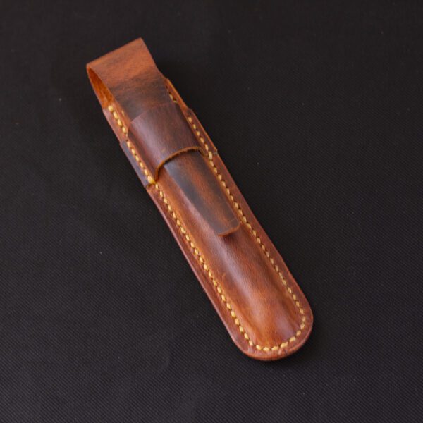Kizuna – Tilla Leather Craft (Unisex, Hakiki Crazy Horse Deri, Tek Bölmeli Kalemlik)