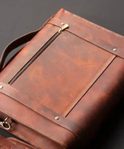 Tilla Leather Craft - Yuuga – Tilla Leather Craft (Unisex, Yastıklı Omuz Askısı, El yapımı Frisco Camel Hakiki Deri 13″ Laptop / Evrak Çantası) | Hakiki Deri El Yapımı Çanta, Erkek, Genel, Kadın